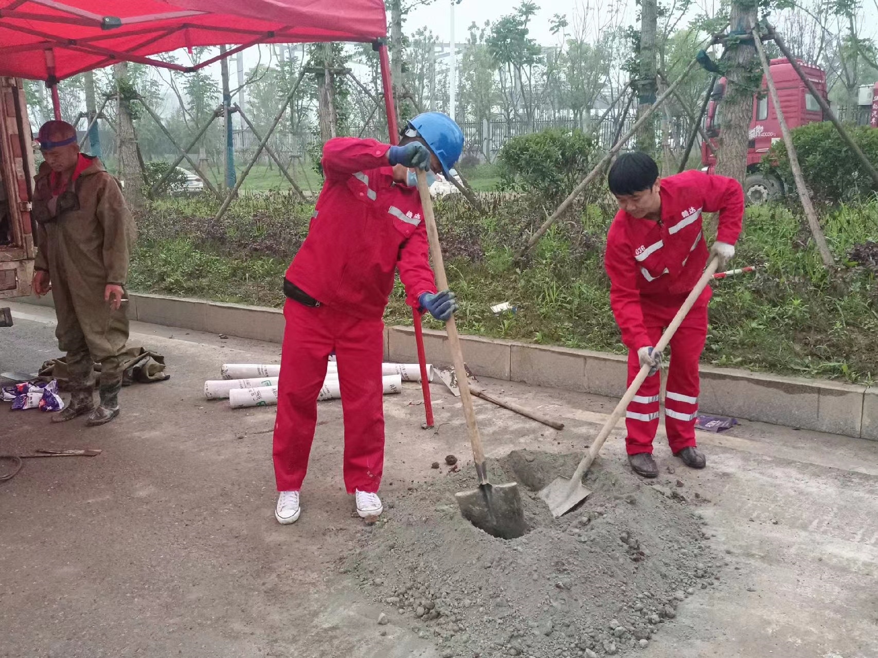 屯溪管道疏通哪家好】及时进行市政管道清淤